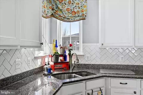 Kitchen - 105 Garret Ct, Stephenson, VA 22656 photo 7 of 7