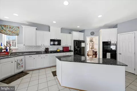 Kitchen - 105 Garret Ct, Stephenson, VA 22656 photo 5 of 7