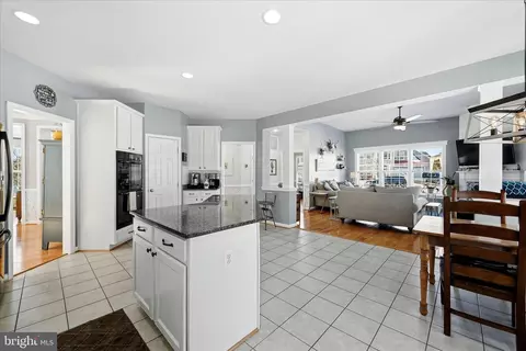 Kitchen - 105 Garret Ct, Stephenson, VA 22656 photo 4 of 7