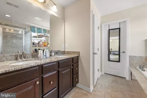 Entry Way - 100 Flyfoot Dr, Stephenson, VA 22656 photo 9 of 10