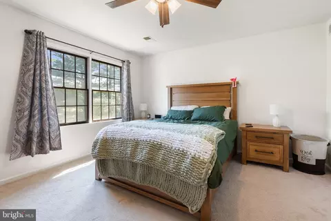 Bedroom - 103 Masters Dr, Cross Junction, VA 22625 photo 1 of 6