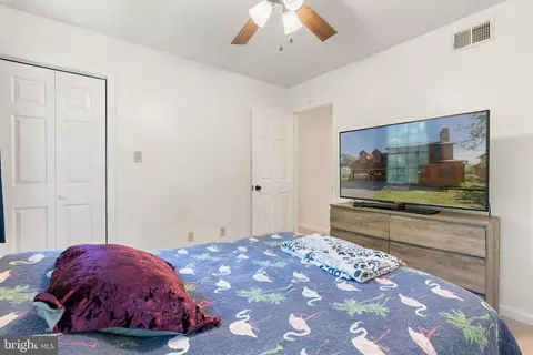 Bedroom - 103 Masters Dr, Cross Junction, VA 22625 photo 6 of 6