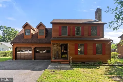 Exterior - 103 Masters Dr, Cross Junction, VA 22625 photo 2 of 7