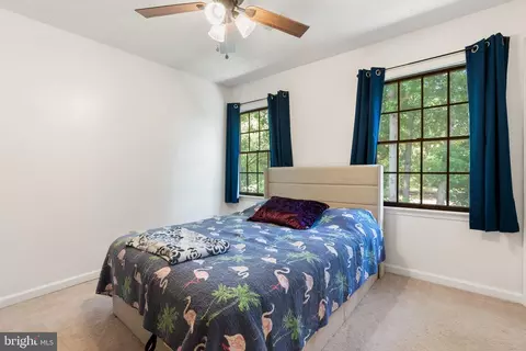 Bedroom - 103 Masters Dr, Cross Junction, VA 22625 photo 5 of 6