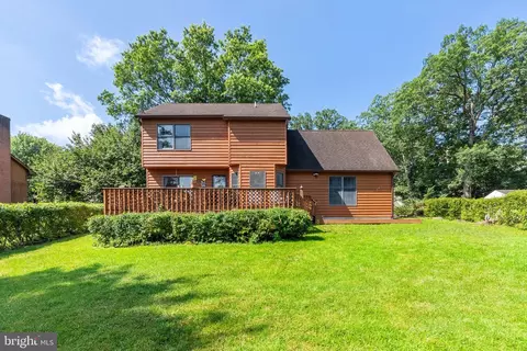 Exterior - 103 Masters Dr, Cross Junction, VA 22625 photo 6 of 7