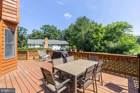 Exterior - 103 Masters Dr, Cross Junction, VA 22625 photo 5 of 7