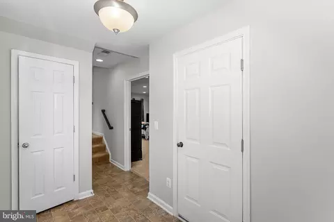 Entry Way - 201 Arrow Crown Ct, Stephenson, VA 22656 photo 2 of 11