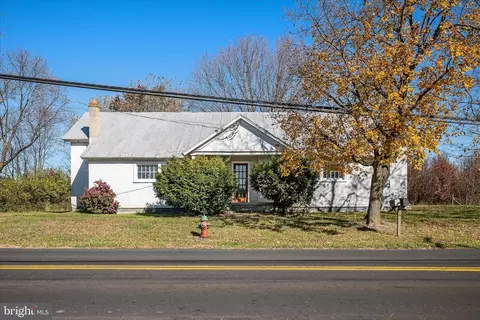 751 761 Old Charles Town Rd, Stephenson, VA 22656