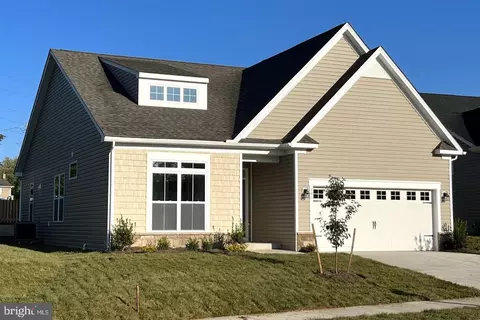 105 Amberfield Ct, Winchester, VA 22602