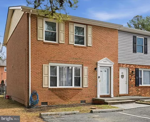 601 Carroll Dr, Stephens City, VA 22655