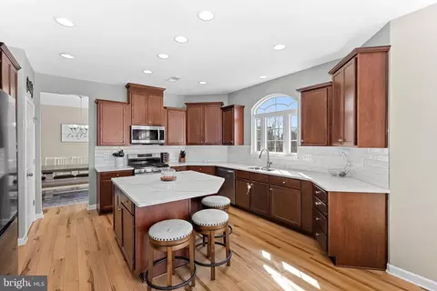 Kitchen - 110 Setting Sun Ct, Stephenson, VA 22656 photo 5 of 8