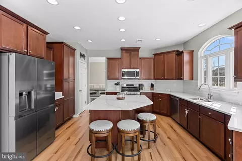 Kitchen - 110 Setting Sun Ct, Stephenson, VA 22656 photo 4 of 8