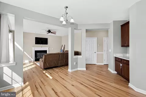 Entry Way - 110 Setting Sun Ct, Stephenson, VA 22656 photo 7 of 13