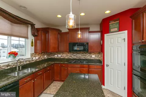 Kitchen - 224 Morlyn Dr, Stephenson, VA 22656 photo 2 of 6