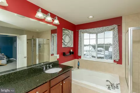Bath - 224 Morlyn Dr, Stephenson, VA 22656 photo 1 of 3