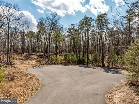 lot18 Loop Ct, Cross Junction, VA 22625