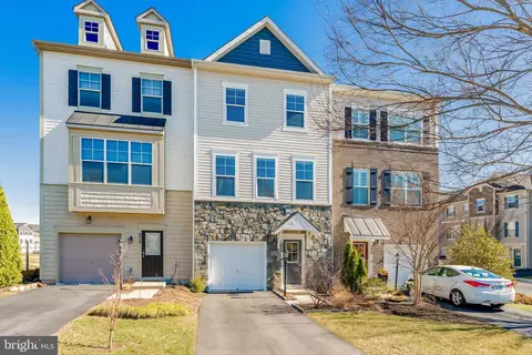 208 Flyfoot Dr, Stephenson, VA 22656