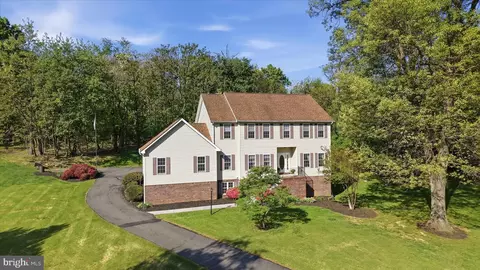 155 Bunchberry Ridge Ct, Stephens City, VA 22655