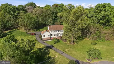 155 Bunchberry Ridge Ct, Stephens City, VA 22655