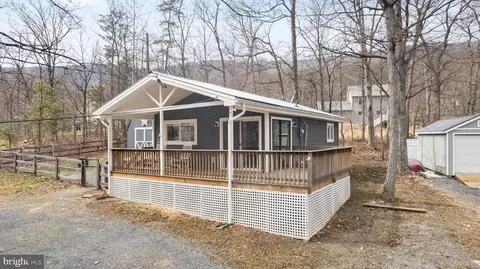 228 Graywolf Trl, Winchester, VA 22602