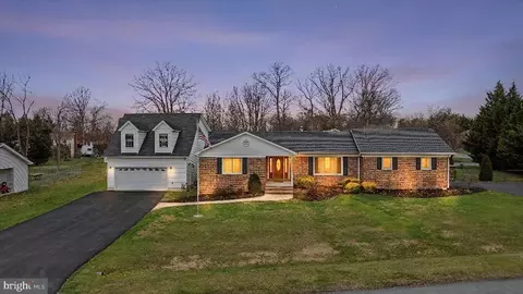 112 Rockbridge Rd, Stephens City, VA 22655