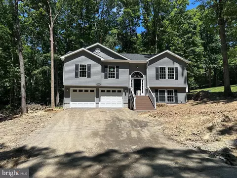 208 Beaver Trl, Winchester, VA 22602