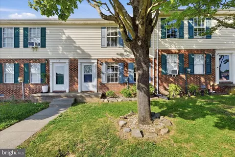 139 Little River Dr, Winchester, VA 22602