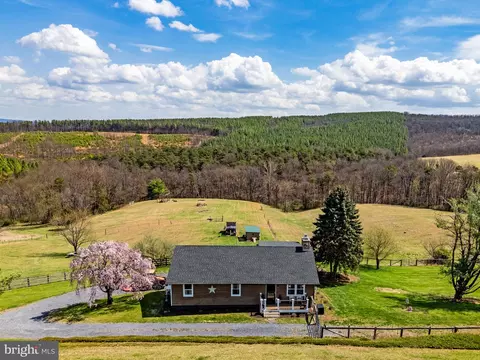 740 Whitacre Rd, Gore, VA 22637