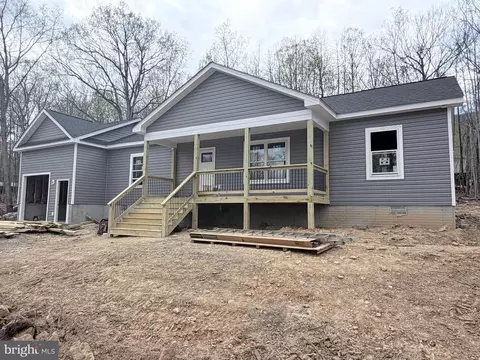 411 Cardinal Dr, Winchester, VA 22602