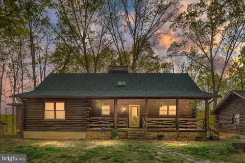 428 Apple Pie Ridge Rd, Winchester, VA 22603