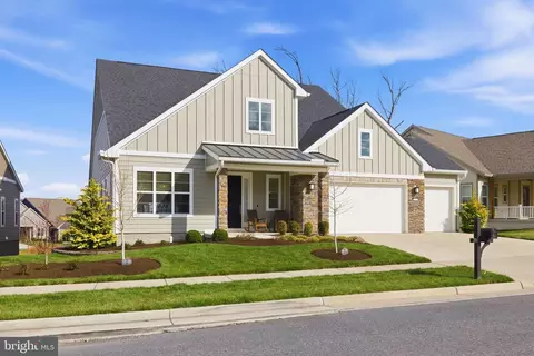 121 Milkweed, Lake Frederick, VA 22630