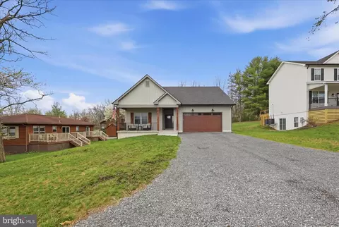 114 Masters Dr, Cross Junction, VA 22625
