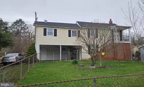 1057 Foreman Ln, Winchester, VA 22603