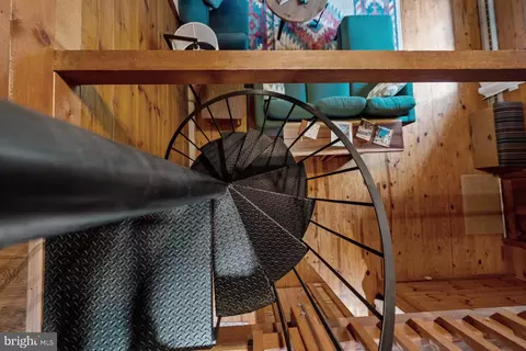 Entry Way - 105 Apache Trl, Winchester, VA 22602 photo 3 of 4