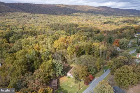 View/Area - 105 Apache Trl, Winchester, VA 22602 photo 3 of 5