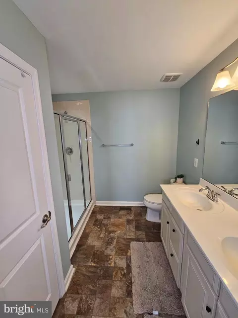 Bath - 114 Lattice Dr, Stephenson, VA 22656 photo 1 of 8
