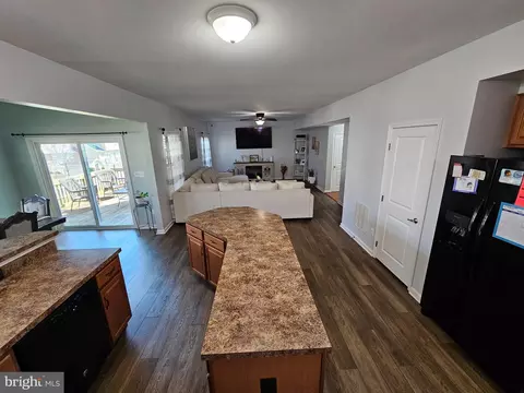 Entry Way - 114 Lattice Dr, Stephenson, VA 22656 photo 4 of 6