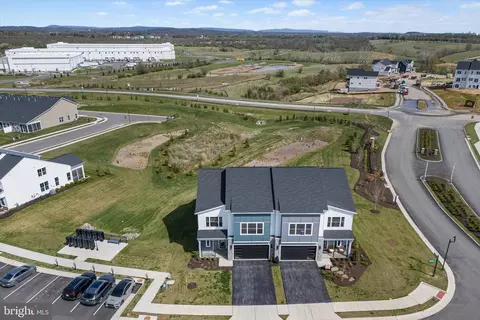 104 Wagtail Ln, Winchester, VA 22603