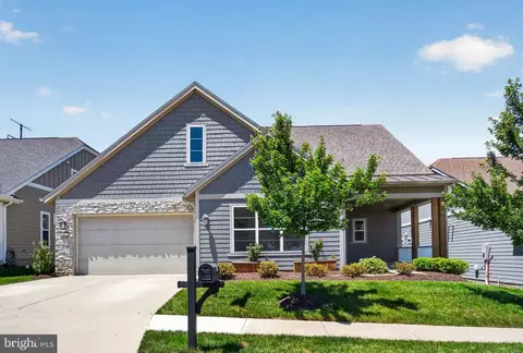 117 Mallard Dr, Lake Frederick, VA 22630