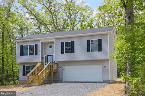 231 Winchester Dr, Winchester, VA 22602