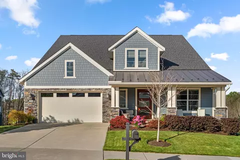 137 Mallard Dr, Lake Frederick, VA 22630
