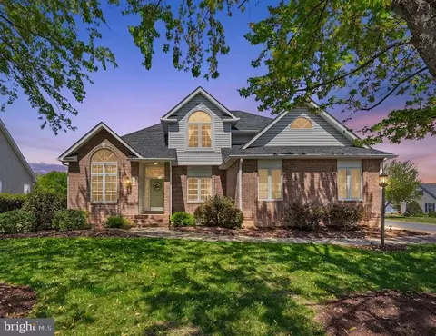 100 Bing Ct, Winchester, VA 22602