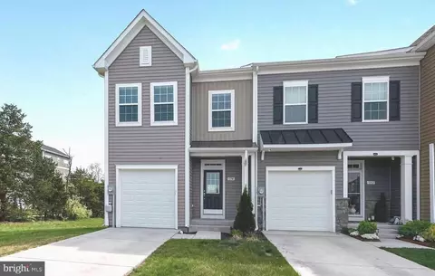 154 Copeley Cir, Winchester, VA 22602