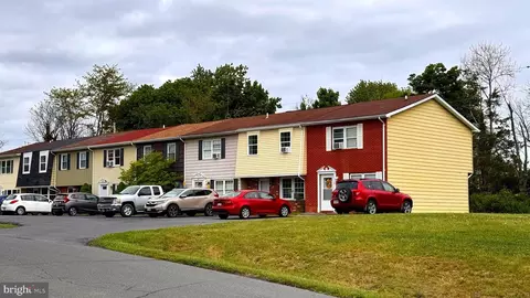 1114 Ravenwood Rd, Stephens City, VA 22655