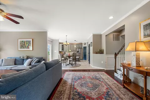 Entry Way - 304 Morlyn Dr, Stephenson, VA 22656 photo 4 of 7