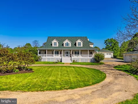 1617 Merrimans Ln, Winchester, VA 22602