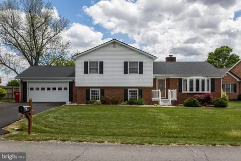 5040 Barley Dr, Stephens City, VA 22655