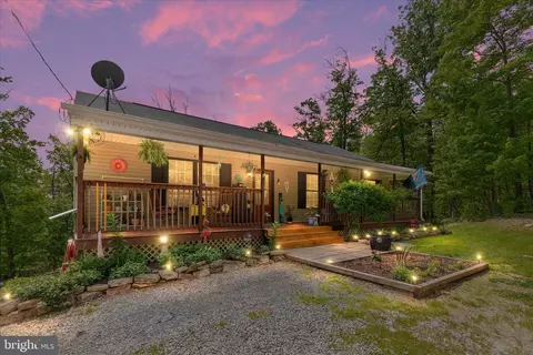 617 Fox Trl, Winchester, VA 22602