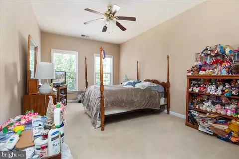 Bedroom - 326 Morlyn Dr, Stephenson, VA 22656 photo 2 of 4