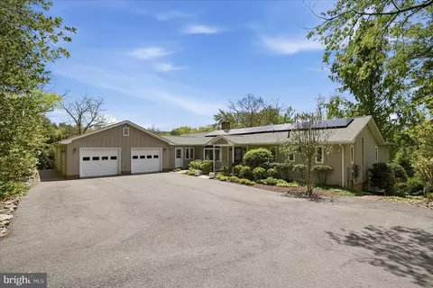 620 Lake Serene Dr, Winchester, VA 22603